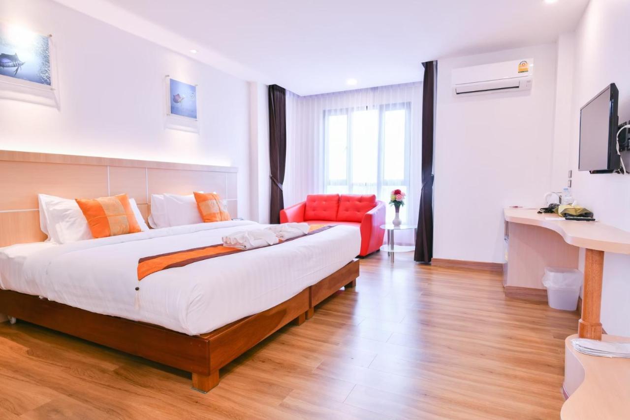 Marlin Hotel Surat Thani Exterior foto