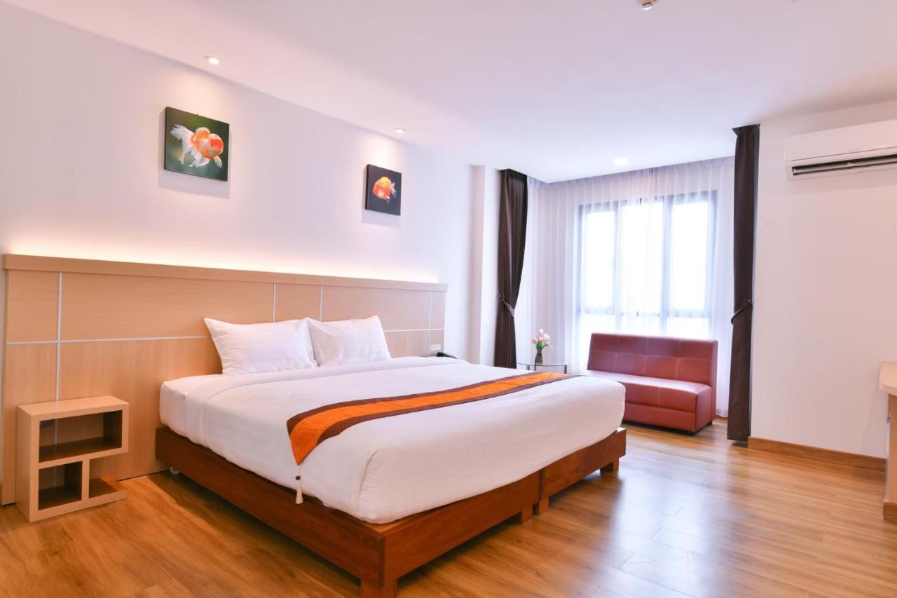 Marlin Hotel Surat Thani Exterior foto